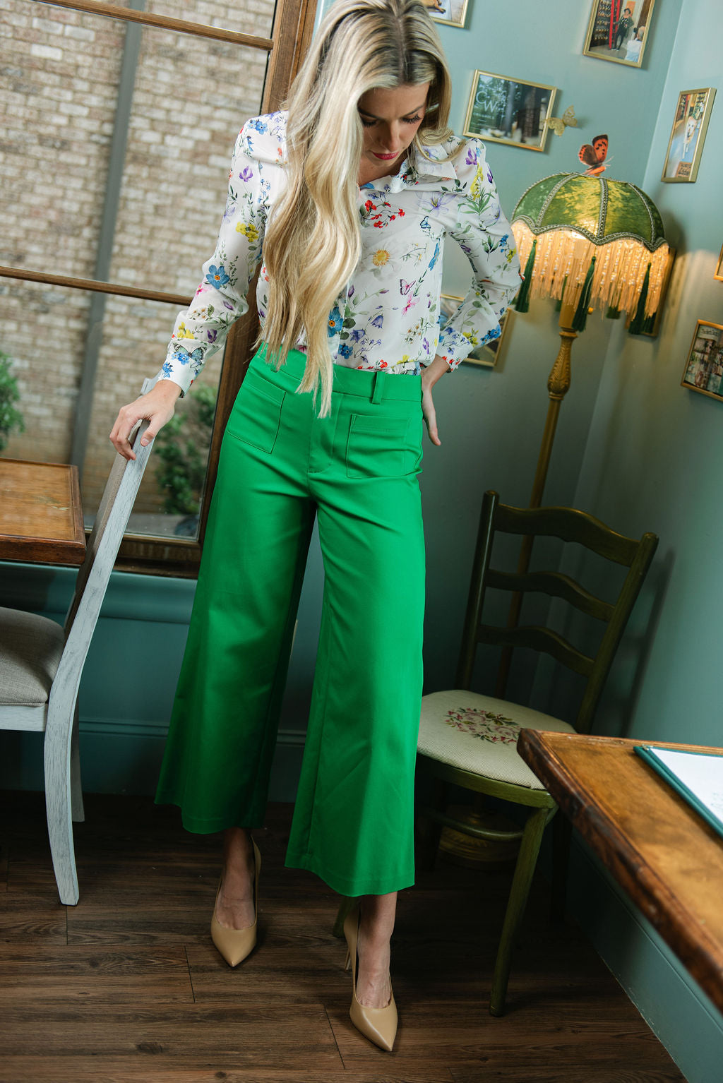 Alice + Olivia Zoe High Rise Patch Pocket Ankle Trouser in Green Apple