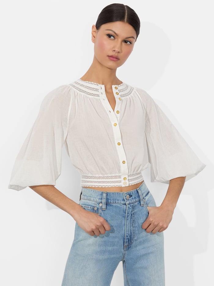Alice + Olivia Cherelle Button Down Gathered Crop Blouse in Off White