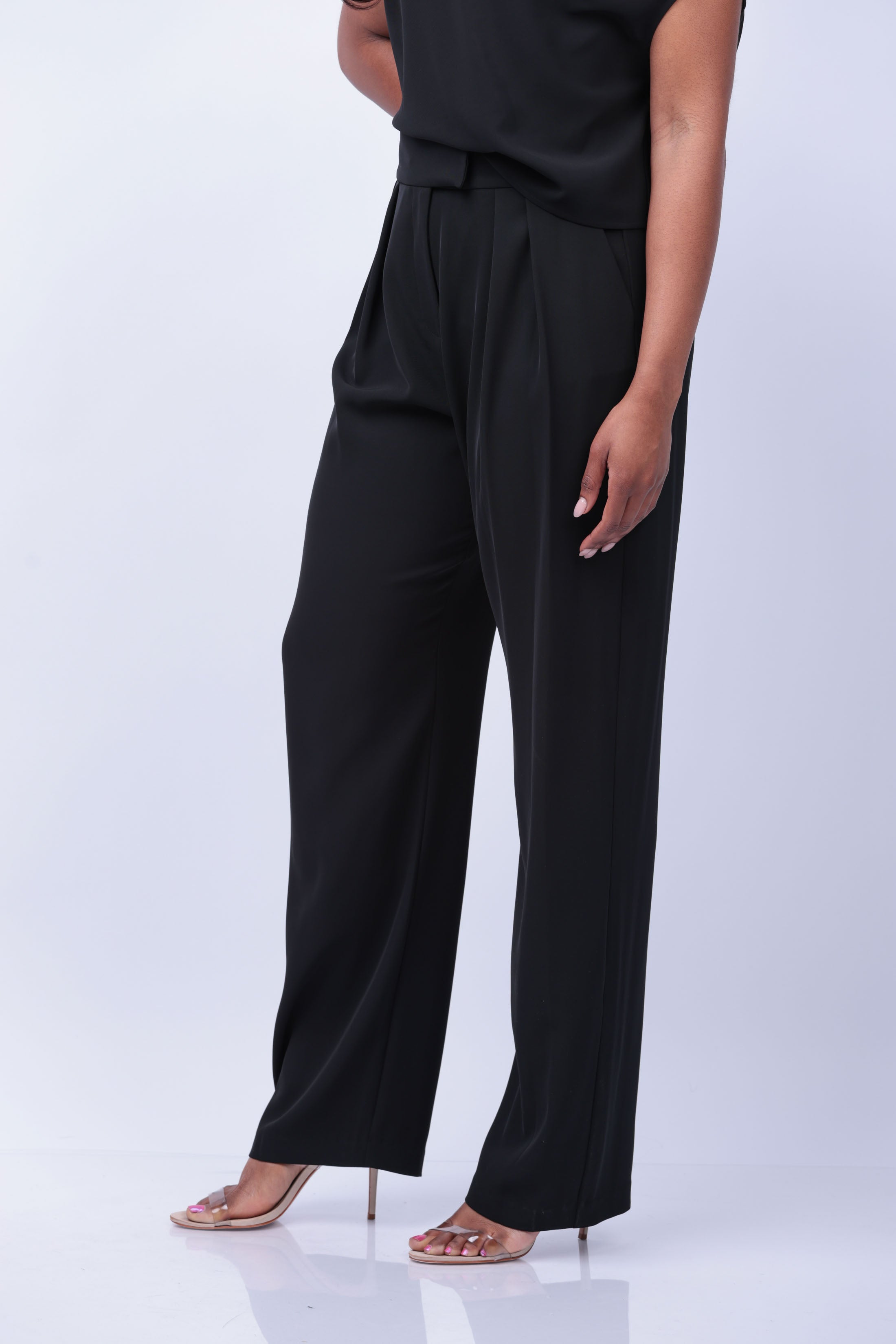 The Sei Double Pleated Trouser in Black