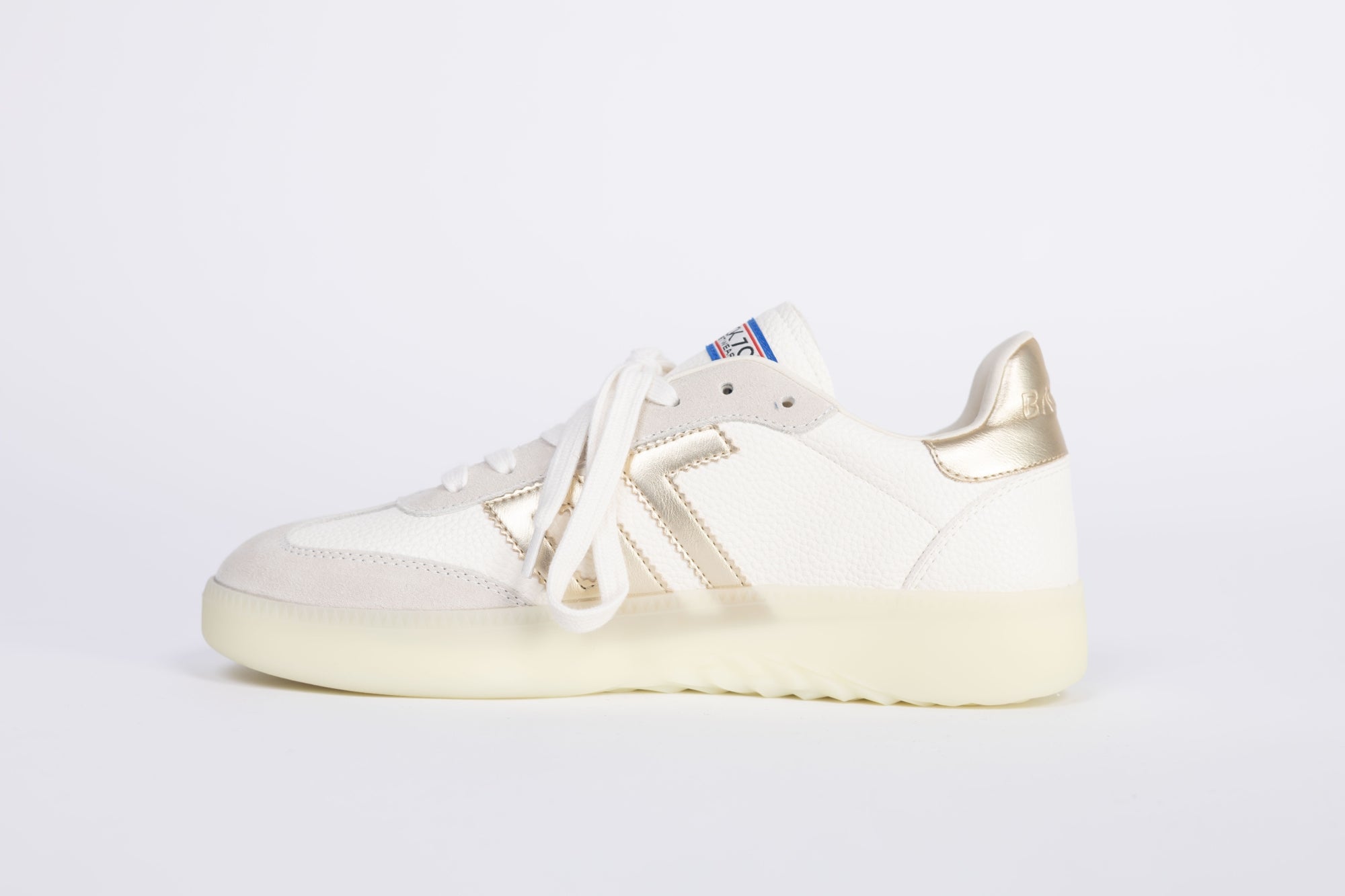 Back 70 Boston 2502 Sneaker in Metallic Gold