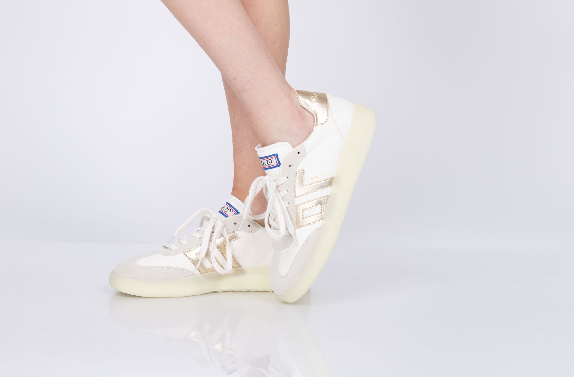 Back 70 Boston 2502 Sneaker in Metallic Gold