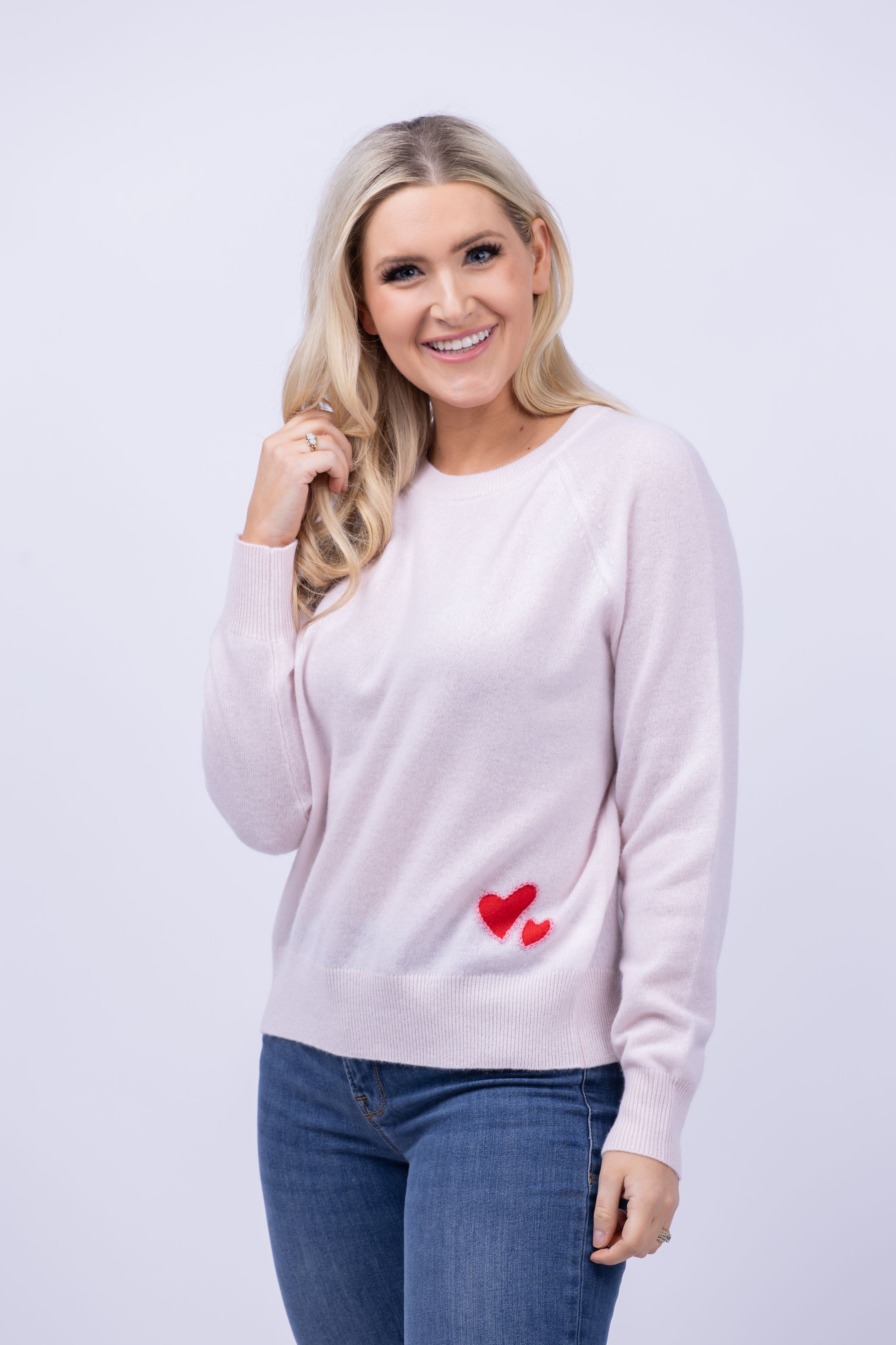 White Warren Cashmere Embroidered Heart Sweater in Pink Sand Combo