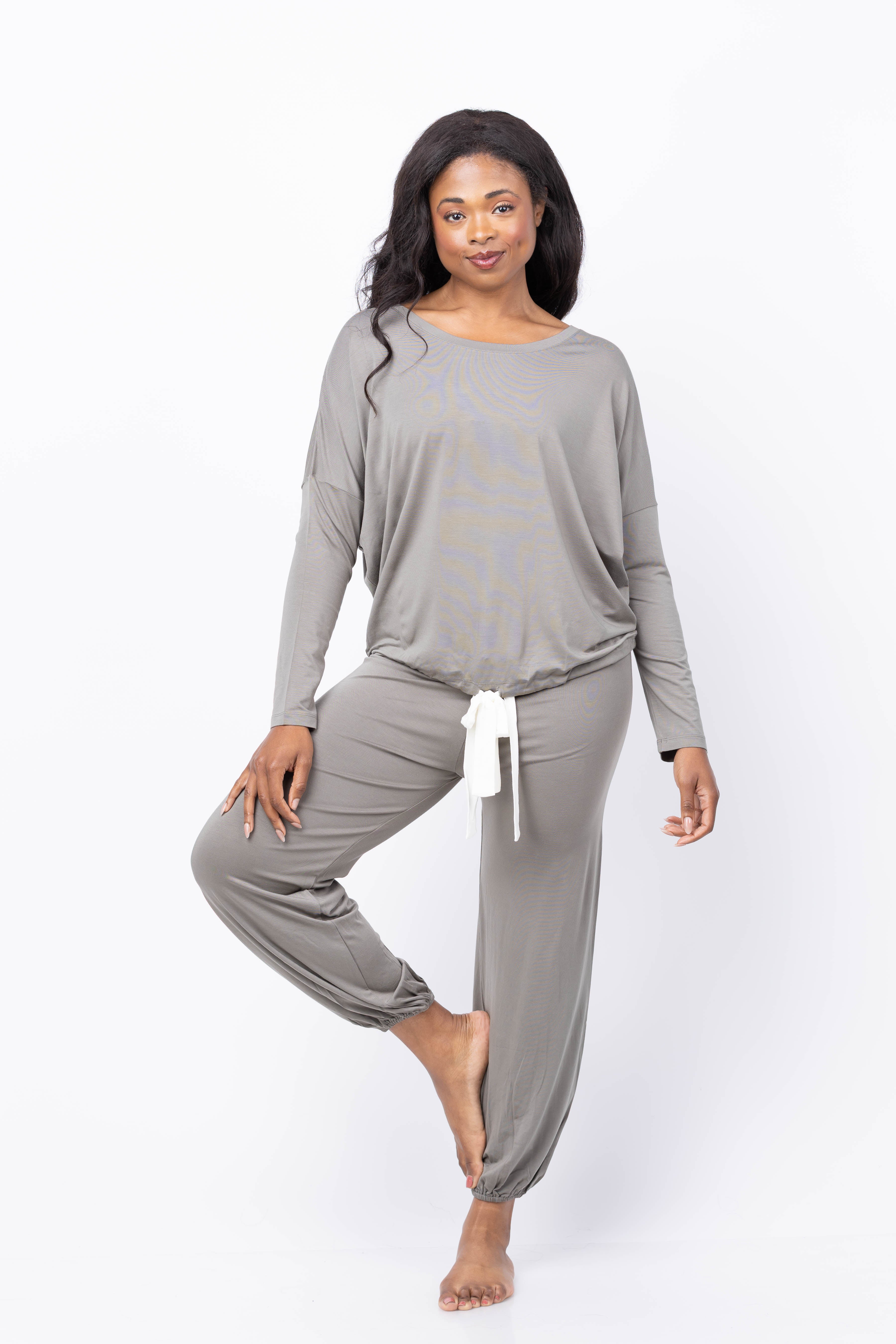 (取寄) エバージェイ レディース ジゼル スロウチ パジャマ セット Eberjey women Gisele Slouchy Pajama Set Smokey Olive/Ivory Eberjey Gisele Slouchy Set in Smokey Olive/Ivory