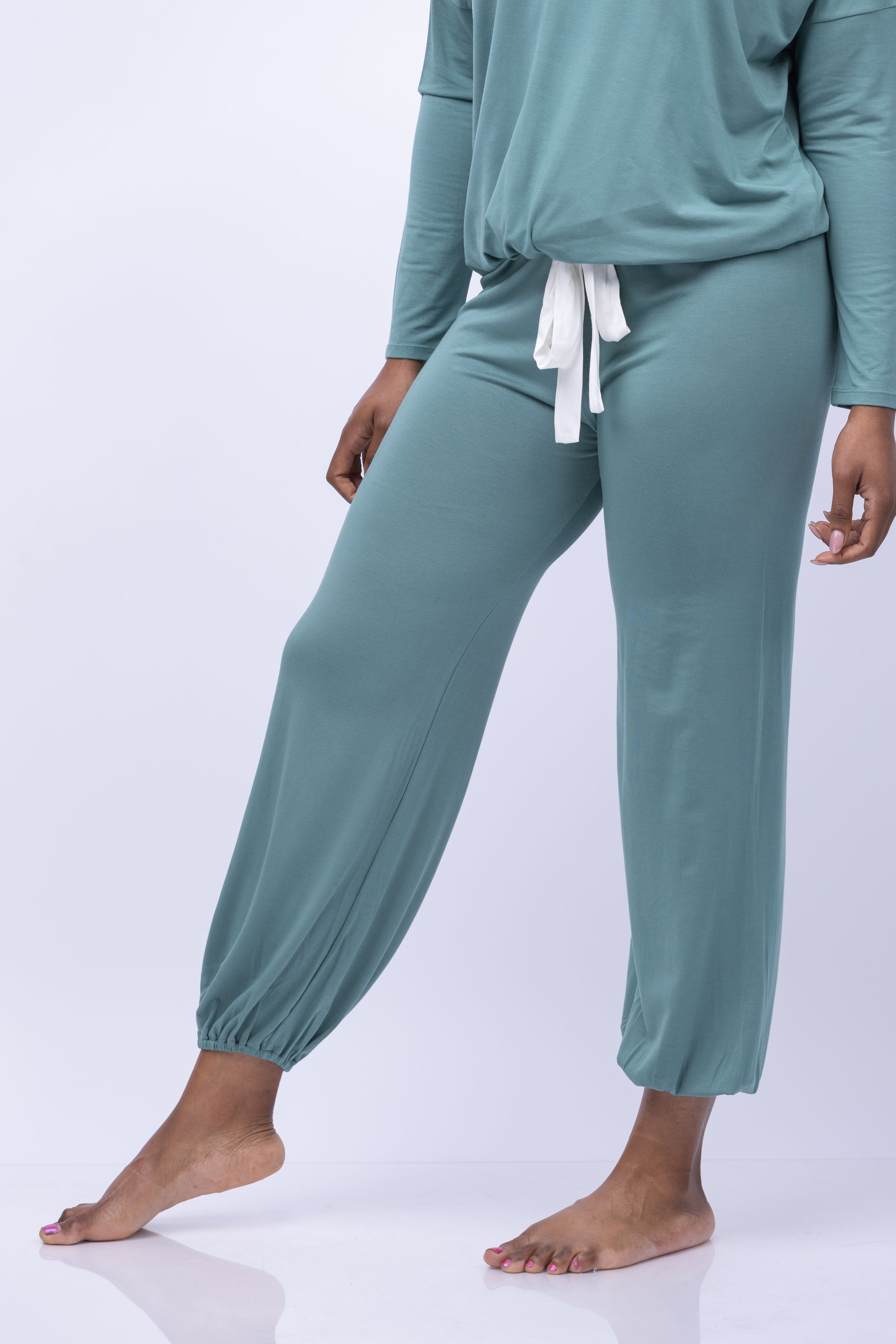 Eberjey Gisele Modal Slouchy Pajamas Set in Agave/Ivory