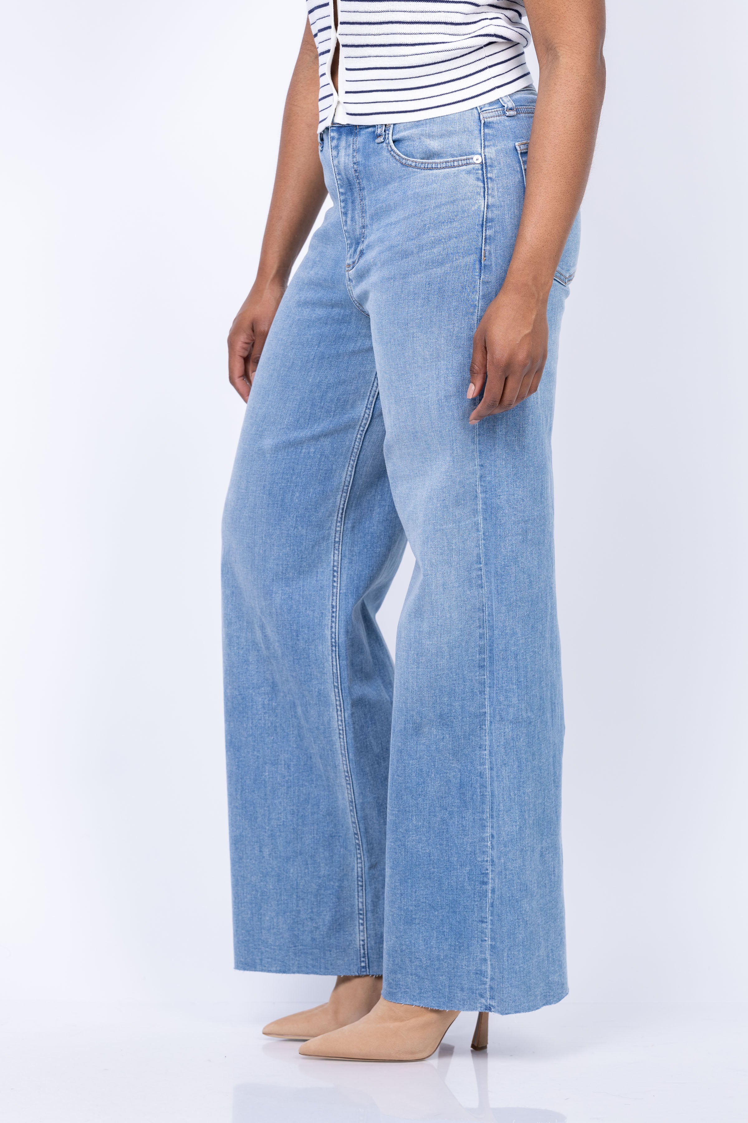 Rag & Bone Flexi Sofie Wide Jeans in Whitney