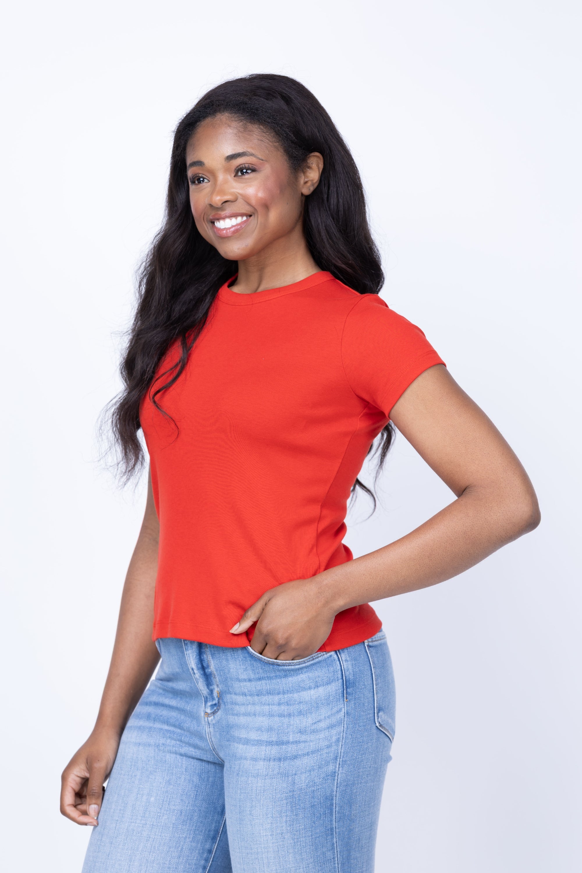 Vince Shrunken 90s Tee in Red