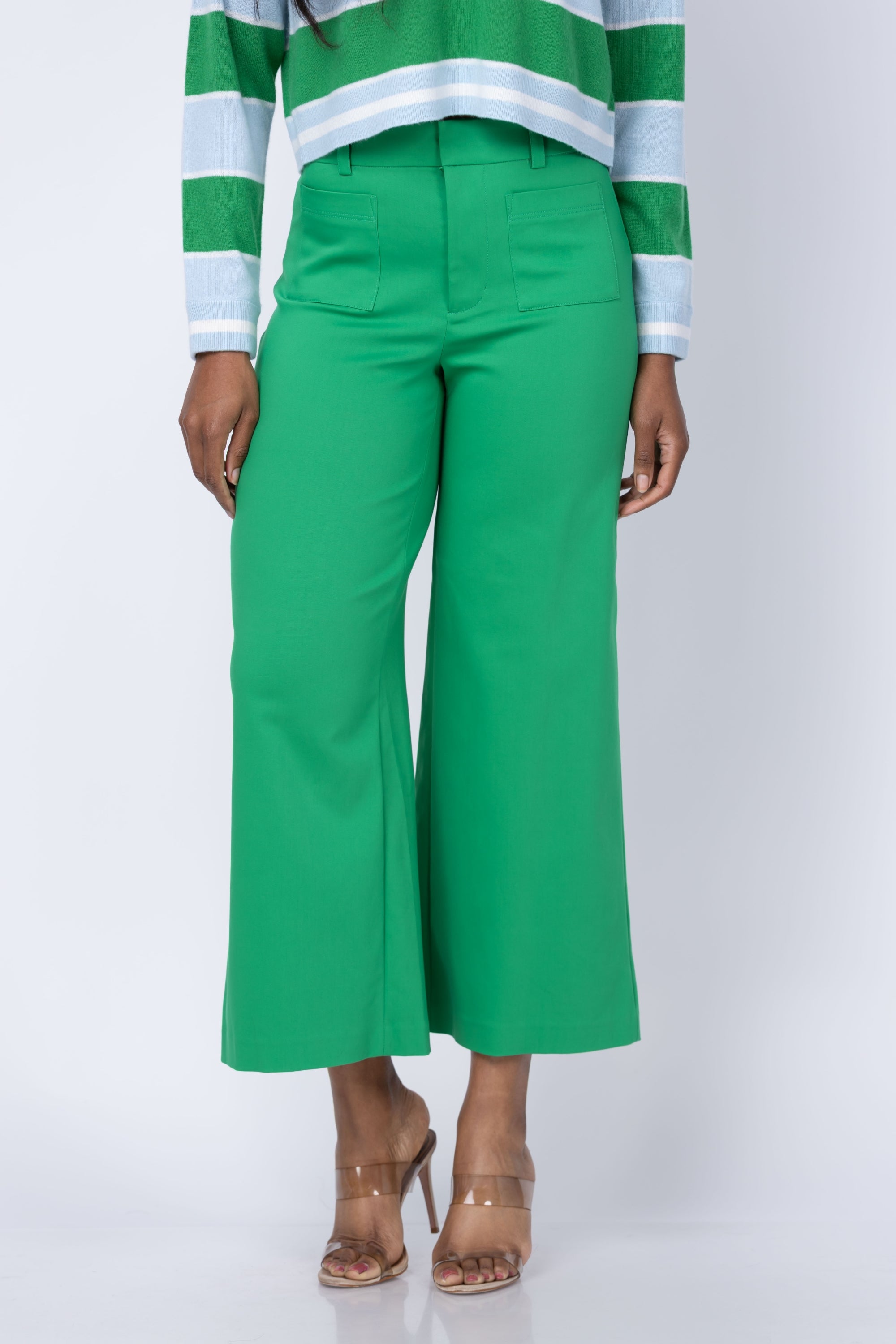 alice + olivia Zoe High Rise Patch Pocket Ankle Trouser in Green Apple alice + olivia Zoe High Rise Patch Pocket Ankle Trouser in Green Apple