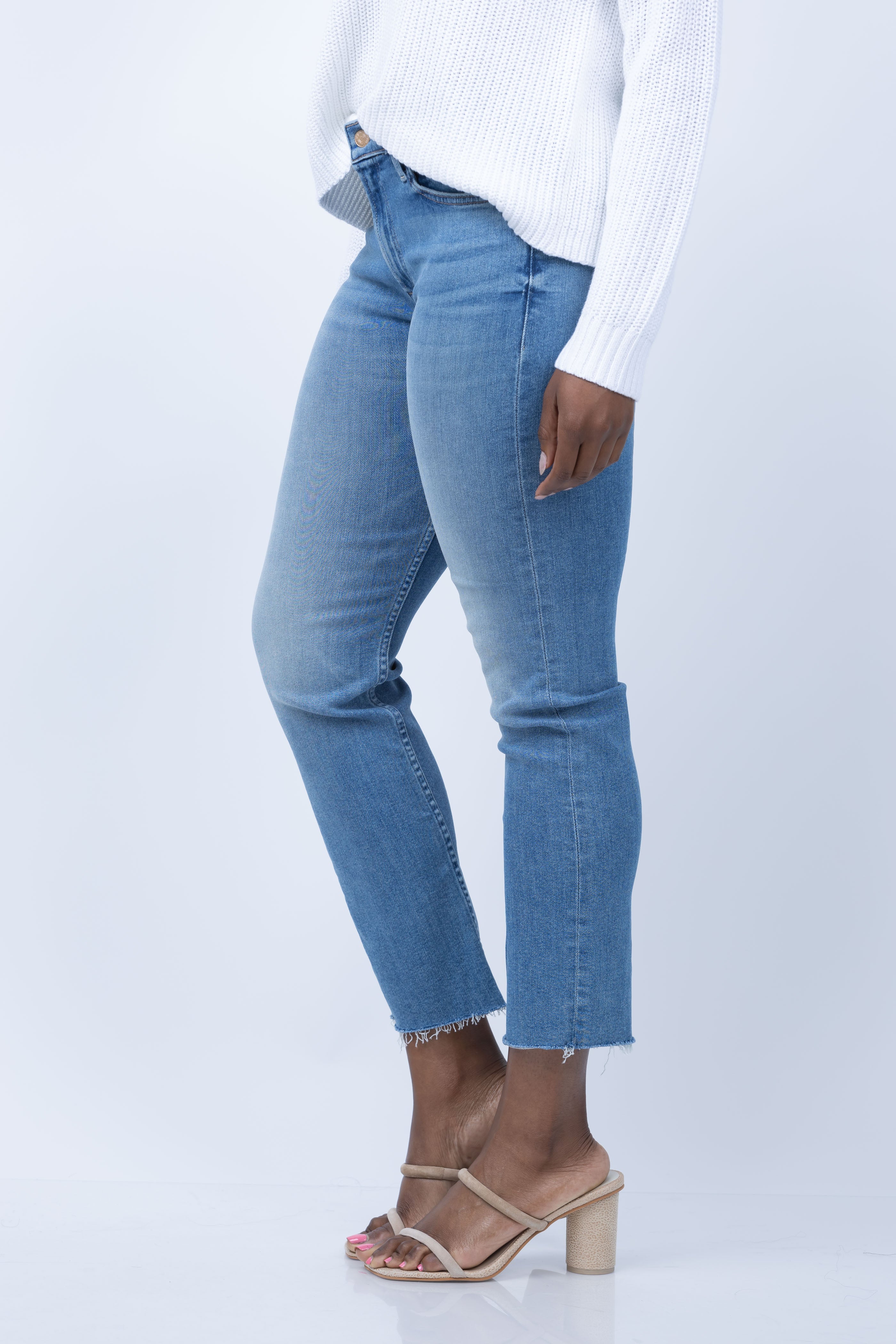 Mother Denim Mid Rise Rider Flood in Monkey in Middle