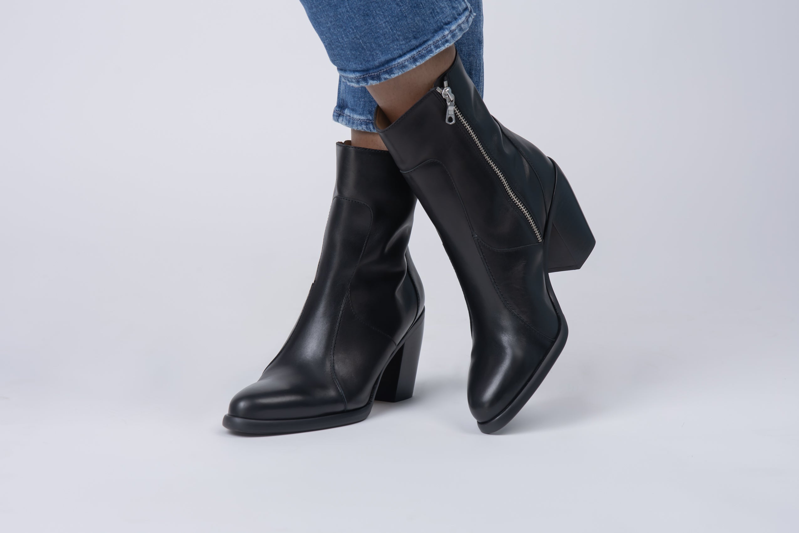 Block heel leather ankle 2024 boots