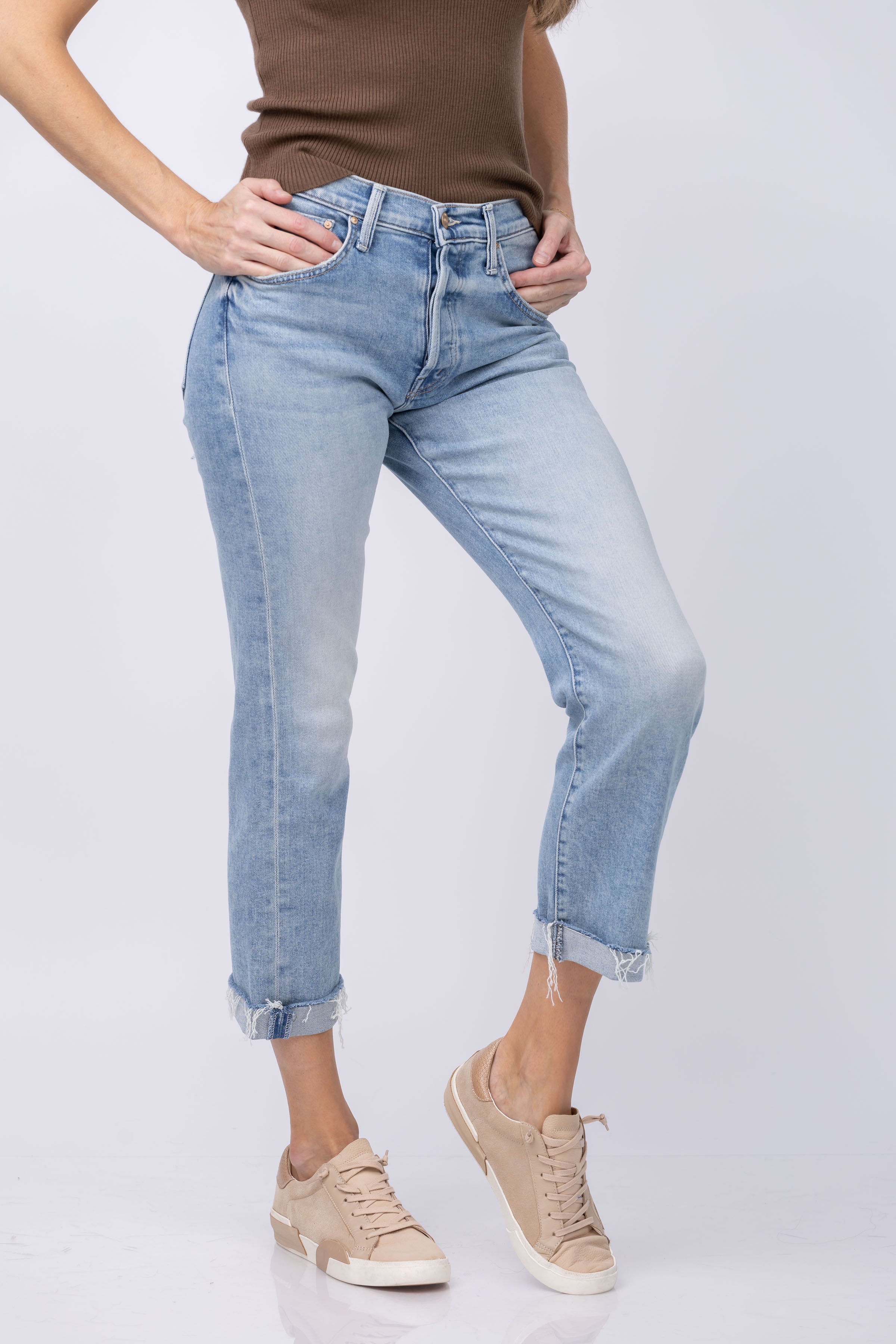 Mother Denim The Scrapper Cuff Ankle Fray in Sneak Peak