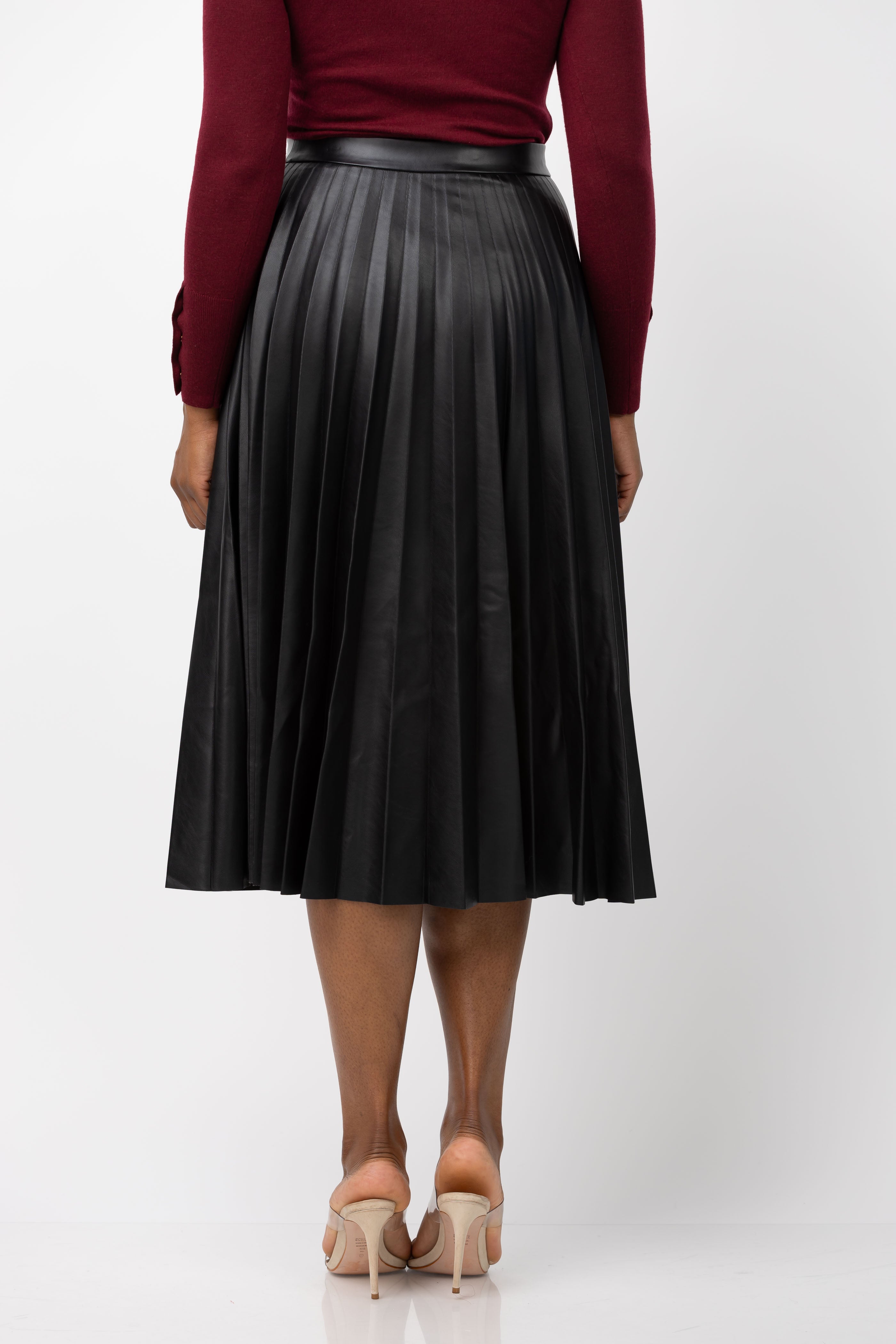 Nic + Zoe Faux Leather Skirt in Black Onyx