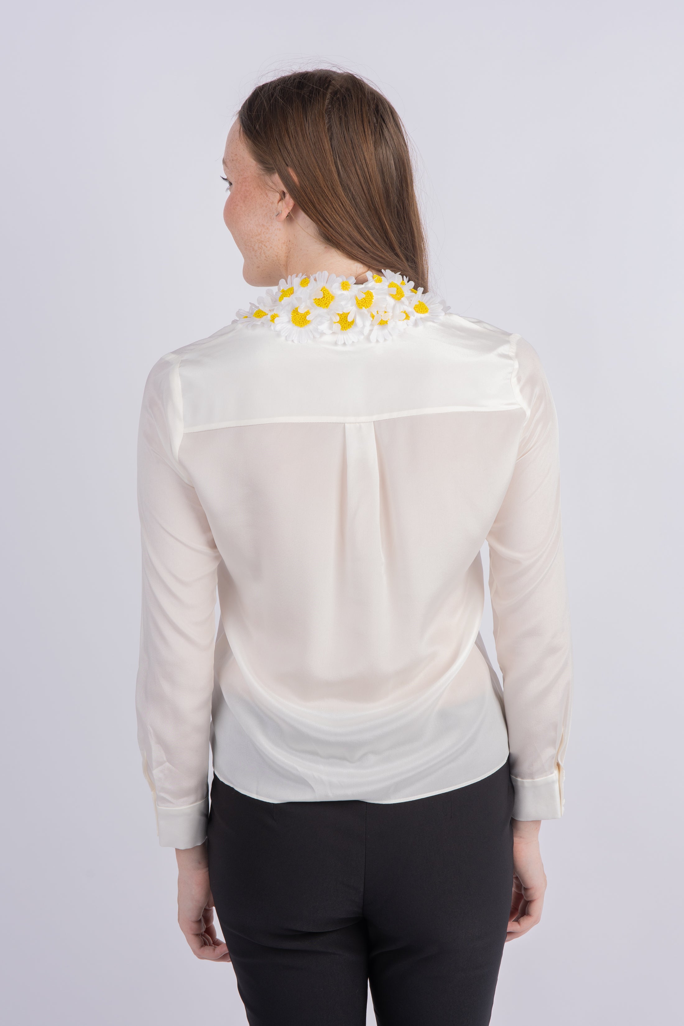 Alice + Olivia Willa French Cuff Silk Blouse hotsell Mini Daisy