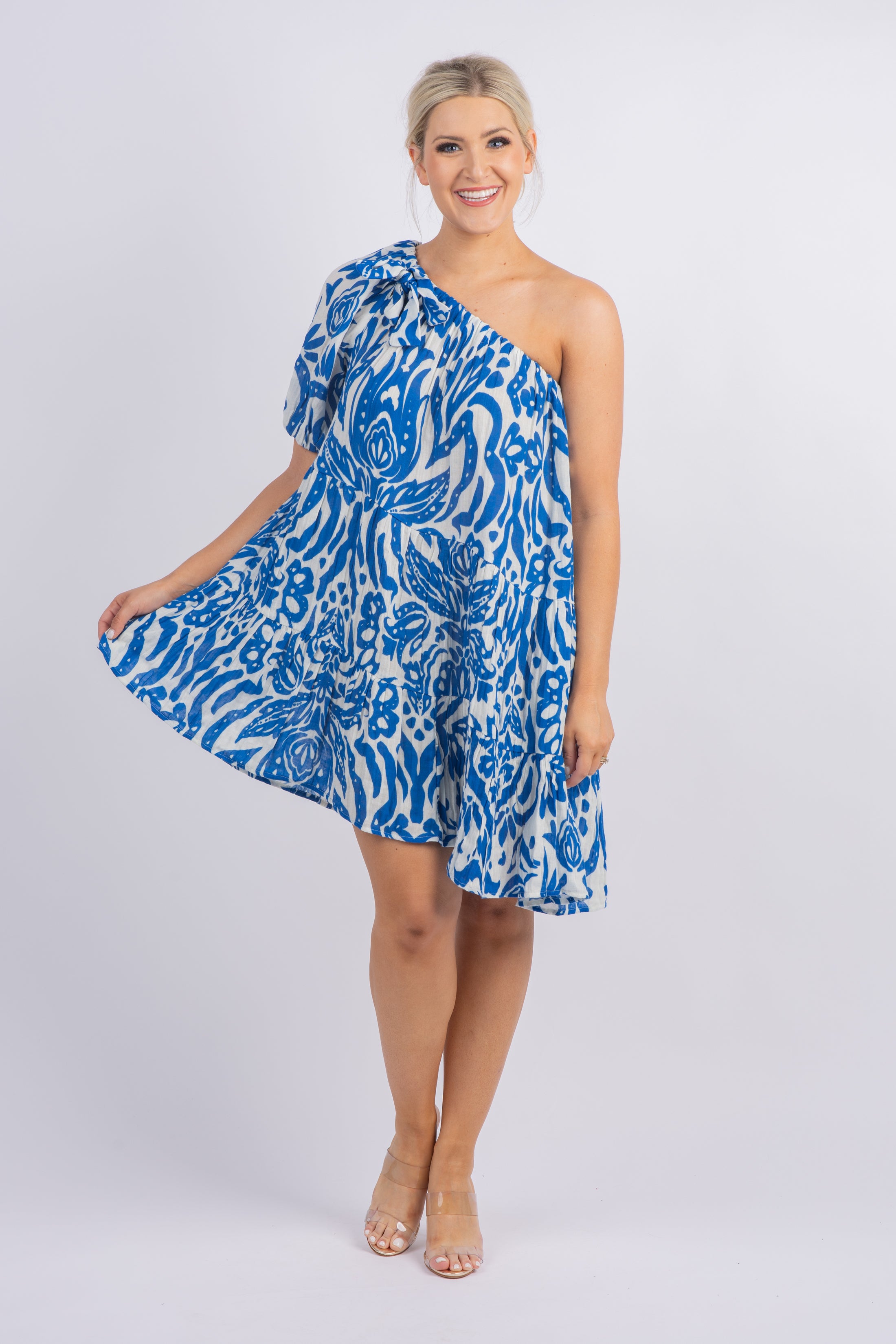 Alice and olivia blue hotsell velvet dress