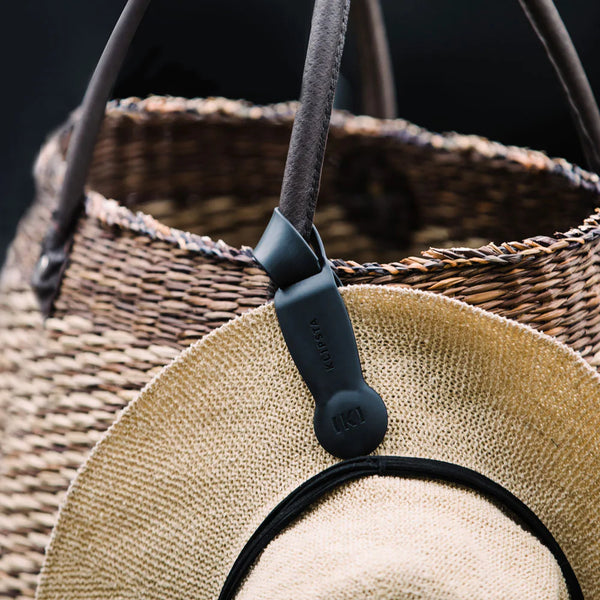 KLIPSTA Hat Clip Black CoatTails