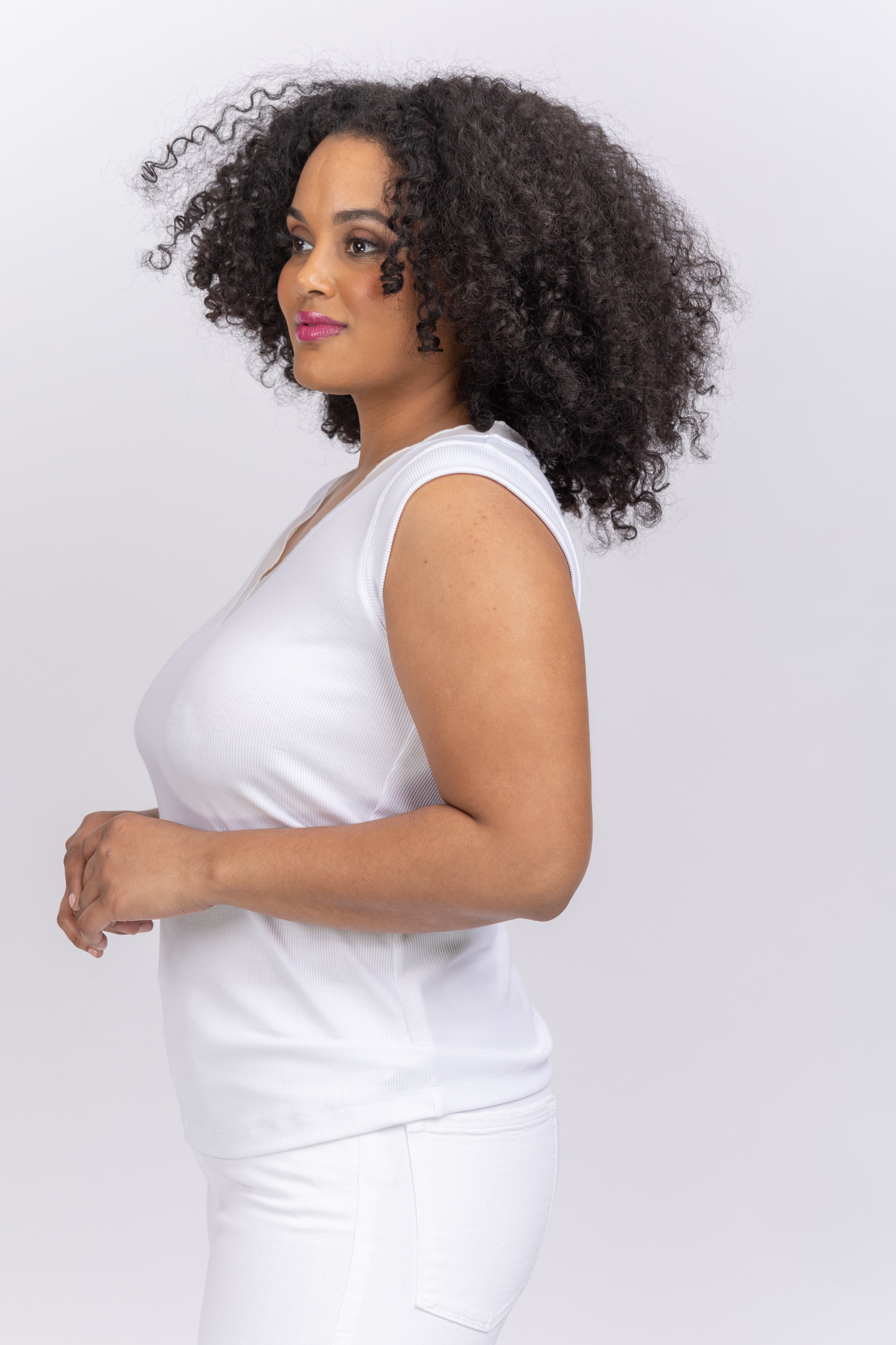 Nic+Zoe Drapey Rib Mesh Trim Tank Paper White